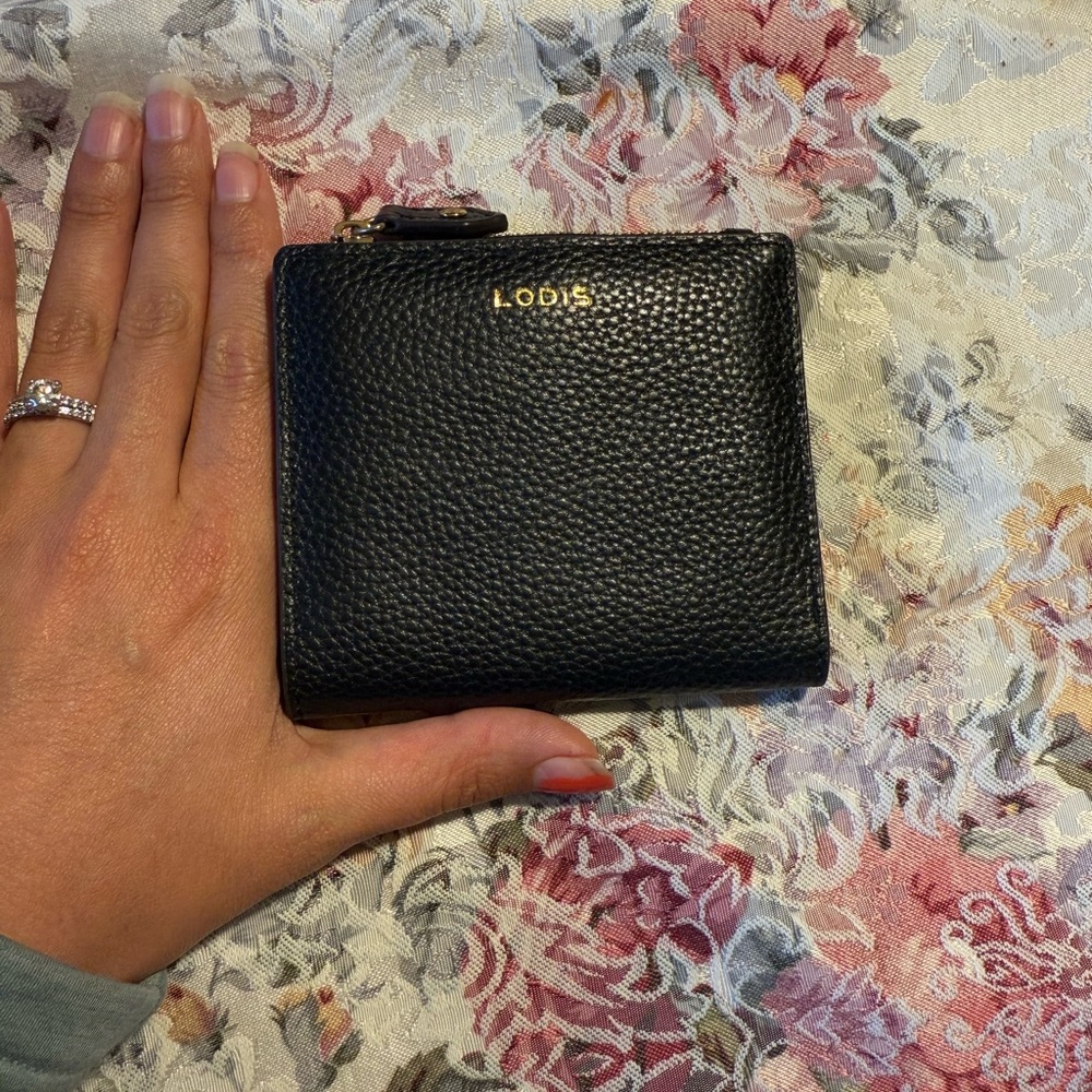 Lodis Black Textured bifold Wallet